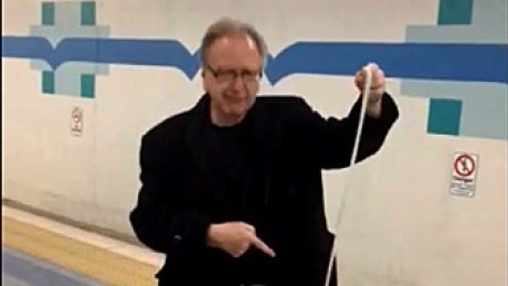 Man uses noose, anthem to threaten women wearing hijabs at Edmonton LRT station, police say